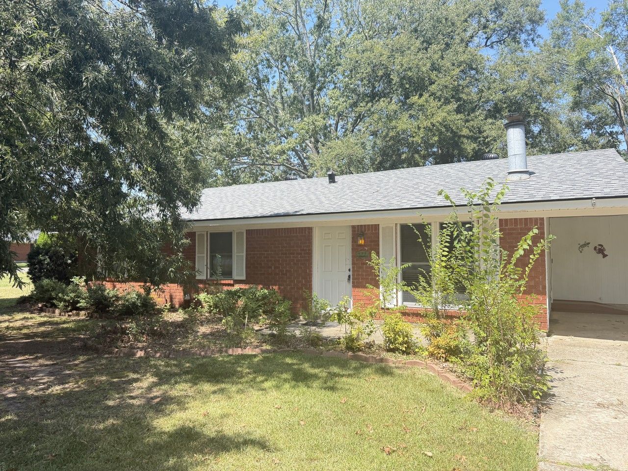 203 Holly Ridge Dr - Photo 3 of 3