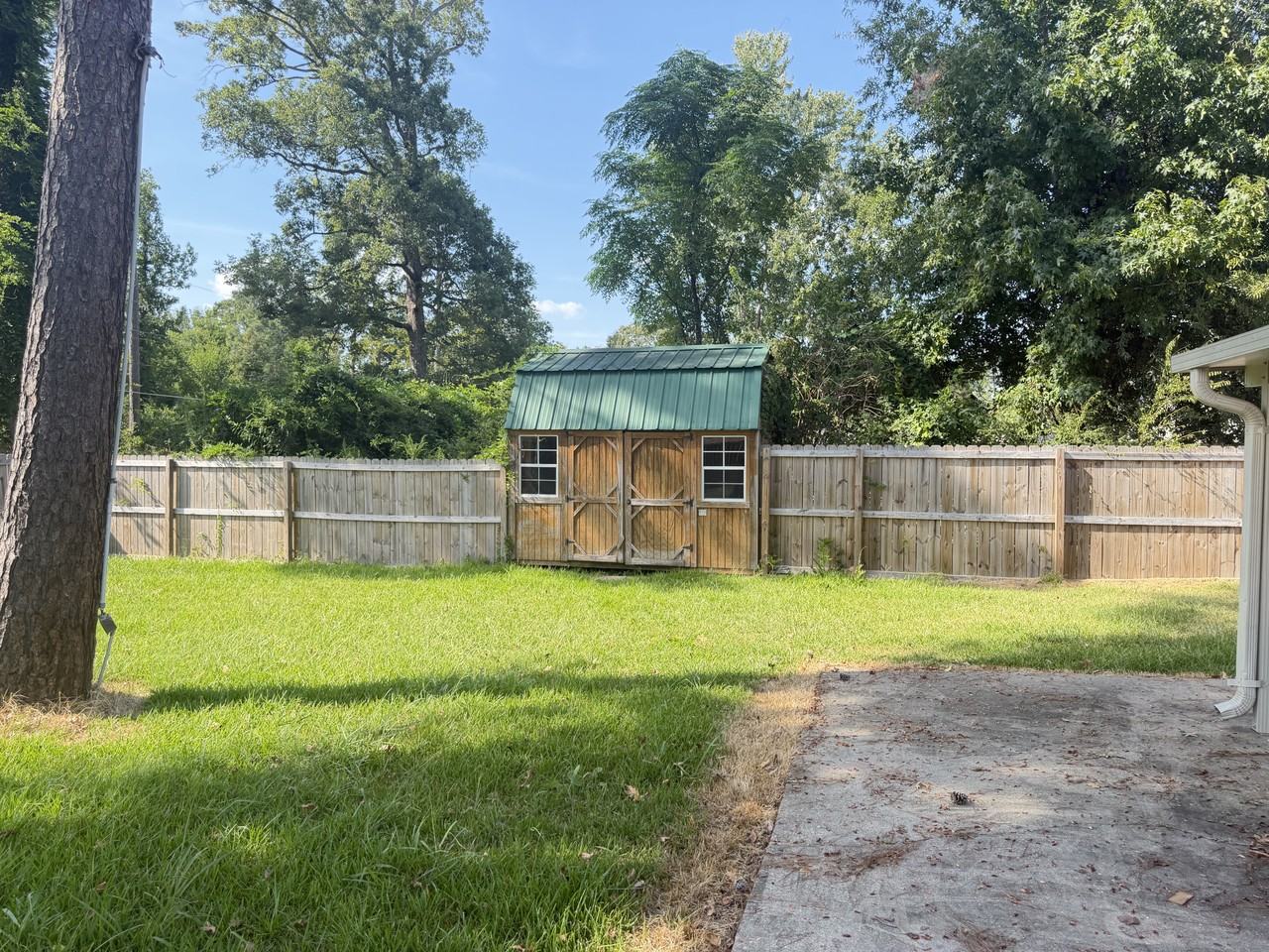 101 Greenbriar Dr - Photo 6 of 6