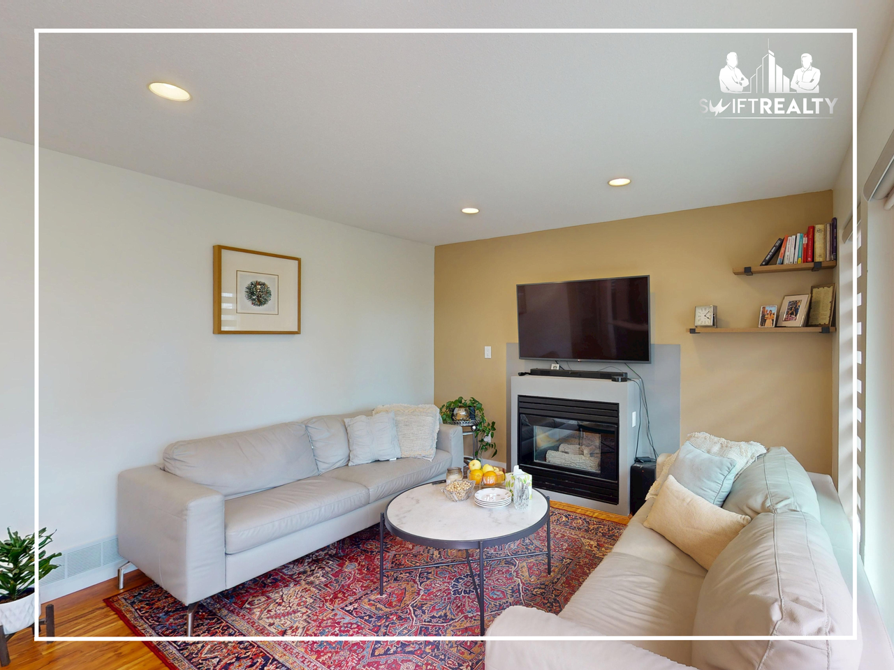 635 West Queens Road - Photo 7 of 20