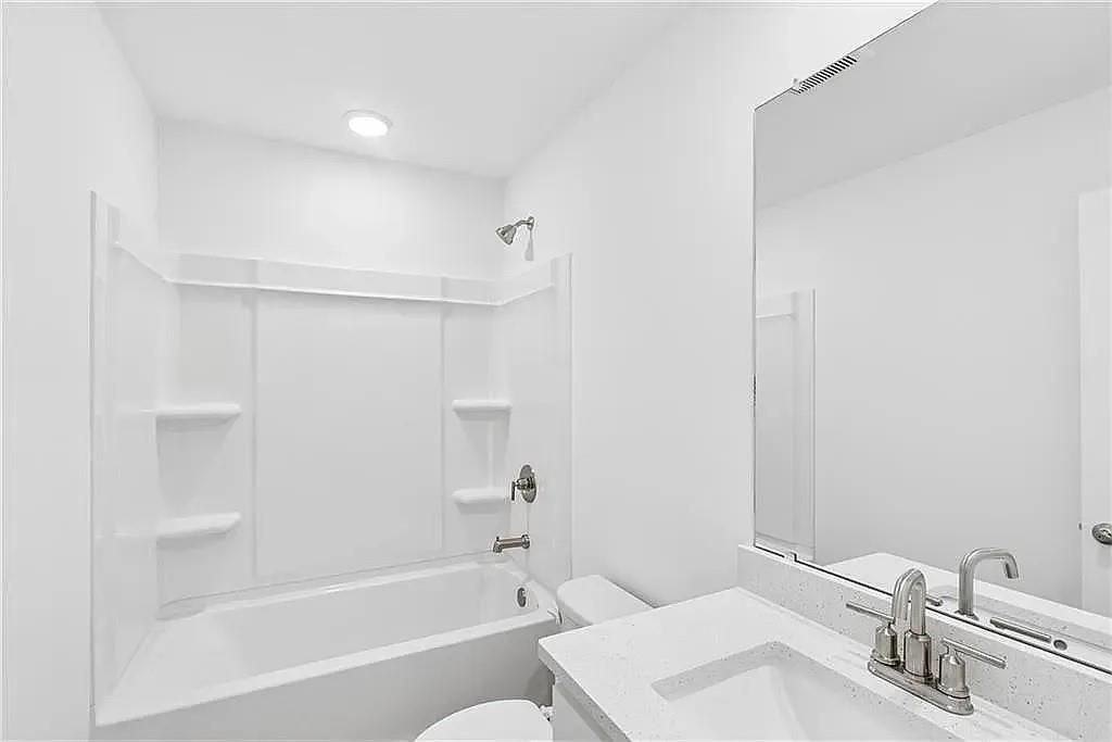 158 Red Bud Rd - Photo 6 of 13