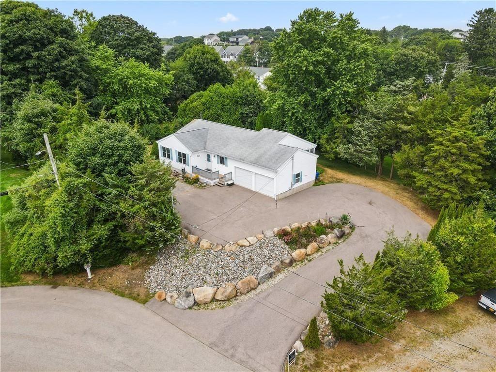 40 Charlene Ave