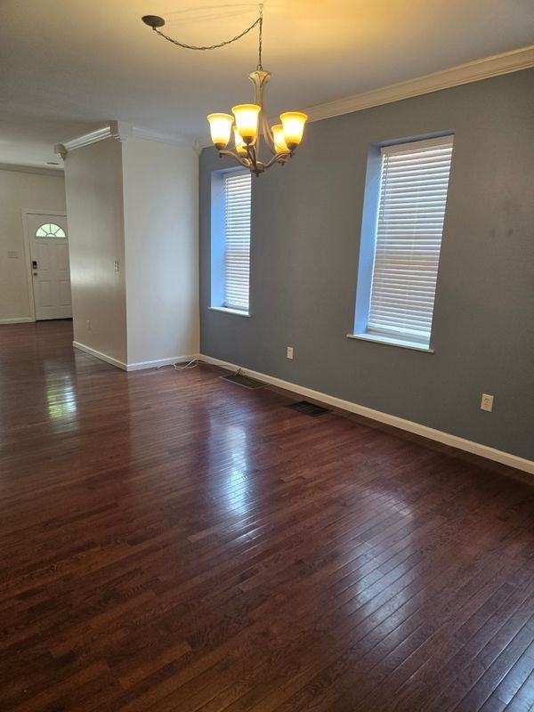 3145 Cherokee St - Photo 5 of 19