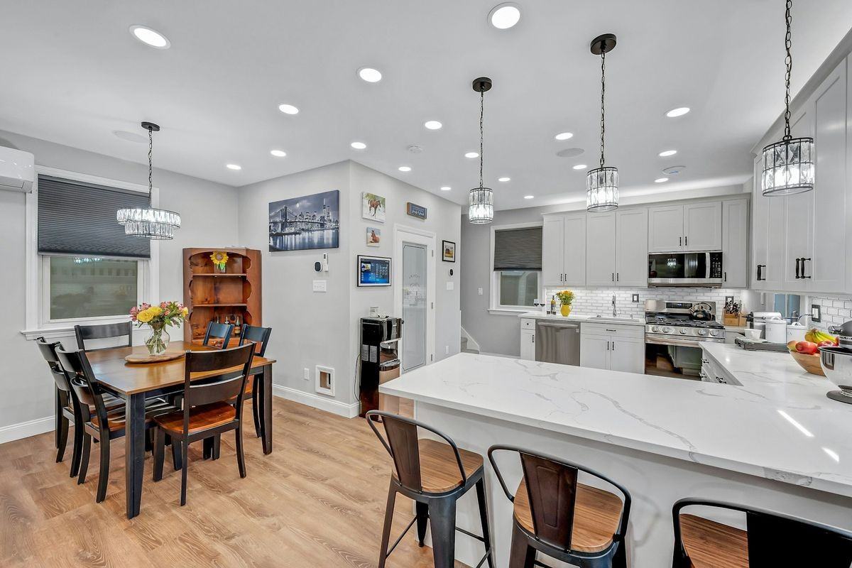 32 Glendale Ave - Photo 4 of 4