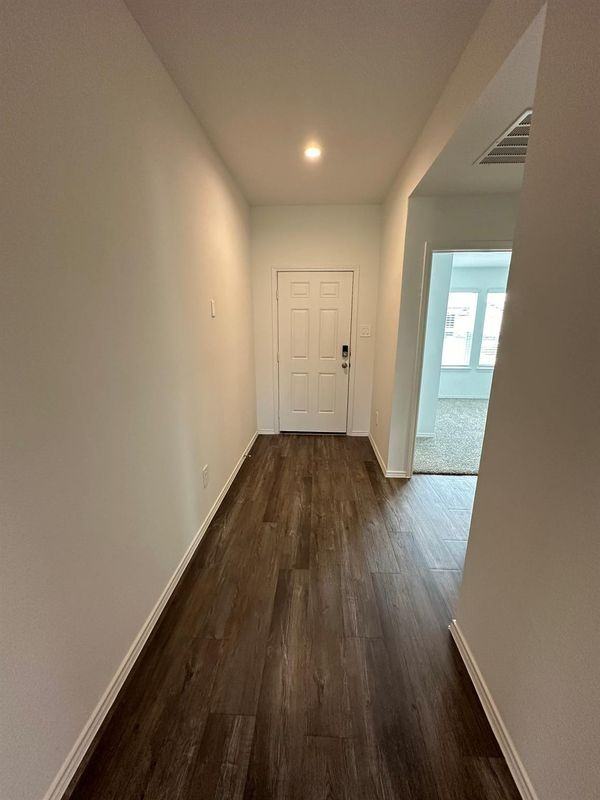 16962 Twisted Seagrass Ln - Photo 5 of 26
