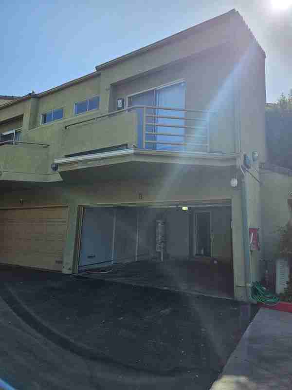 15341 Hunsaker Ave ##H - Photo 4 of 23