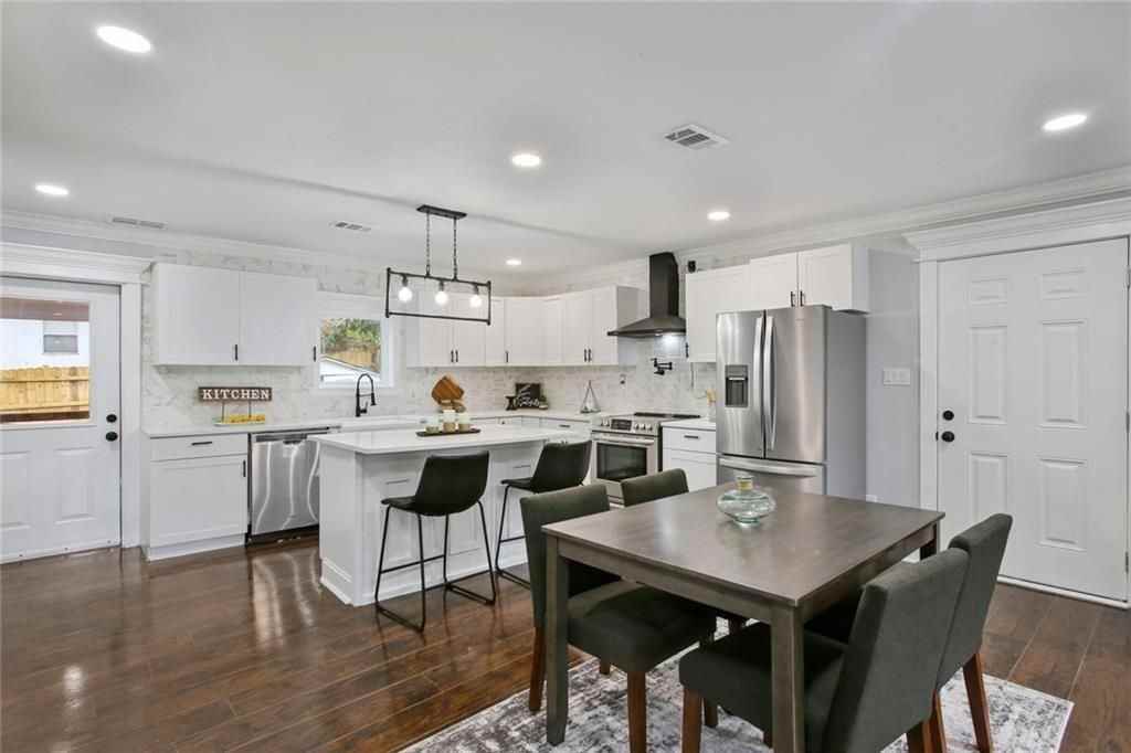3499 Fairlane Dr Nw - Photo 5 of 29