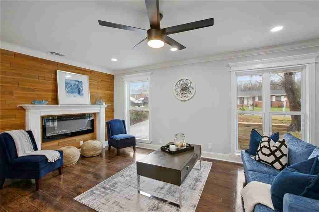 3499 Fairlane Dr Nw - Photo 7 of 29