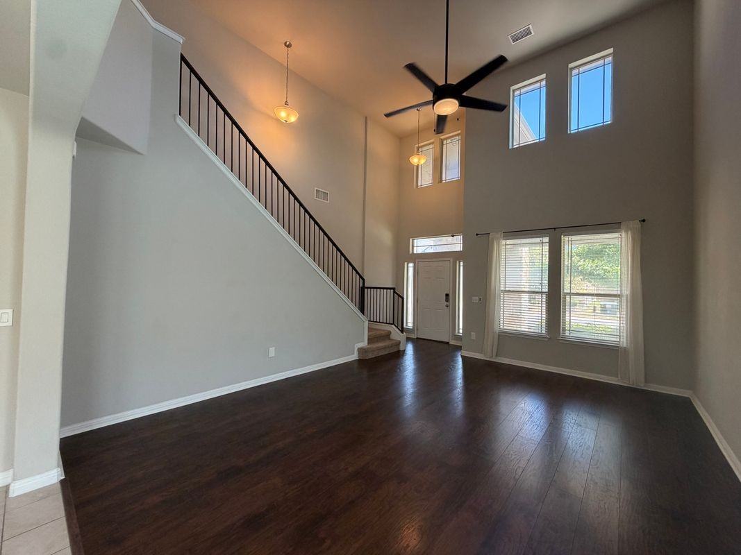 11106 Bruneau Trl - Photo 4 of 28