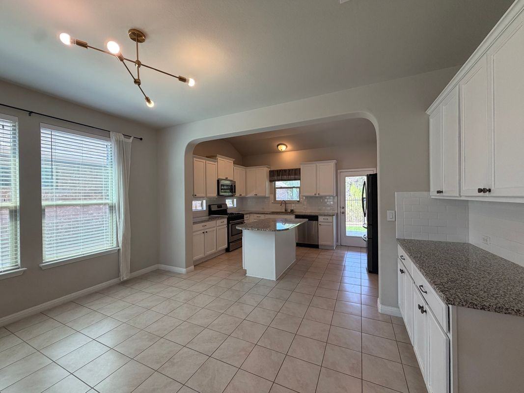 11106 Bruneau Trl - Photo 5 of 28