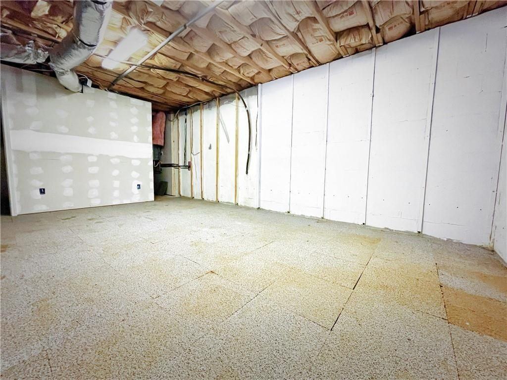 1330 Ridgecrest Ln Se - Photo 7 of 17