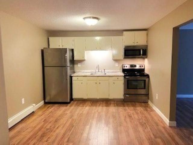 1375 Bodwell Rd ##28 - Photo 3 of 7
