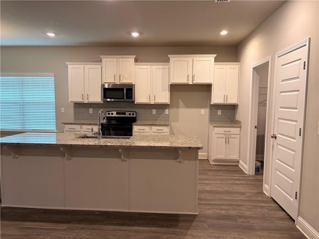 10551 Sand Dune Ave - Photo 6 of 49
