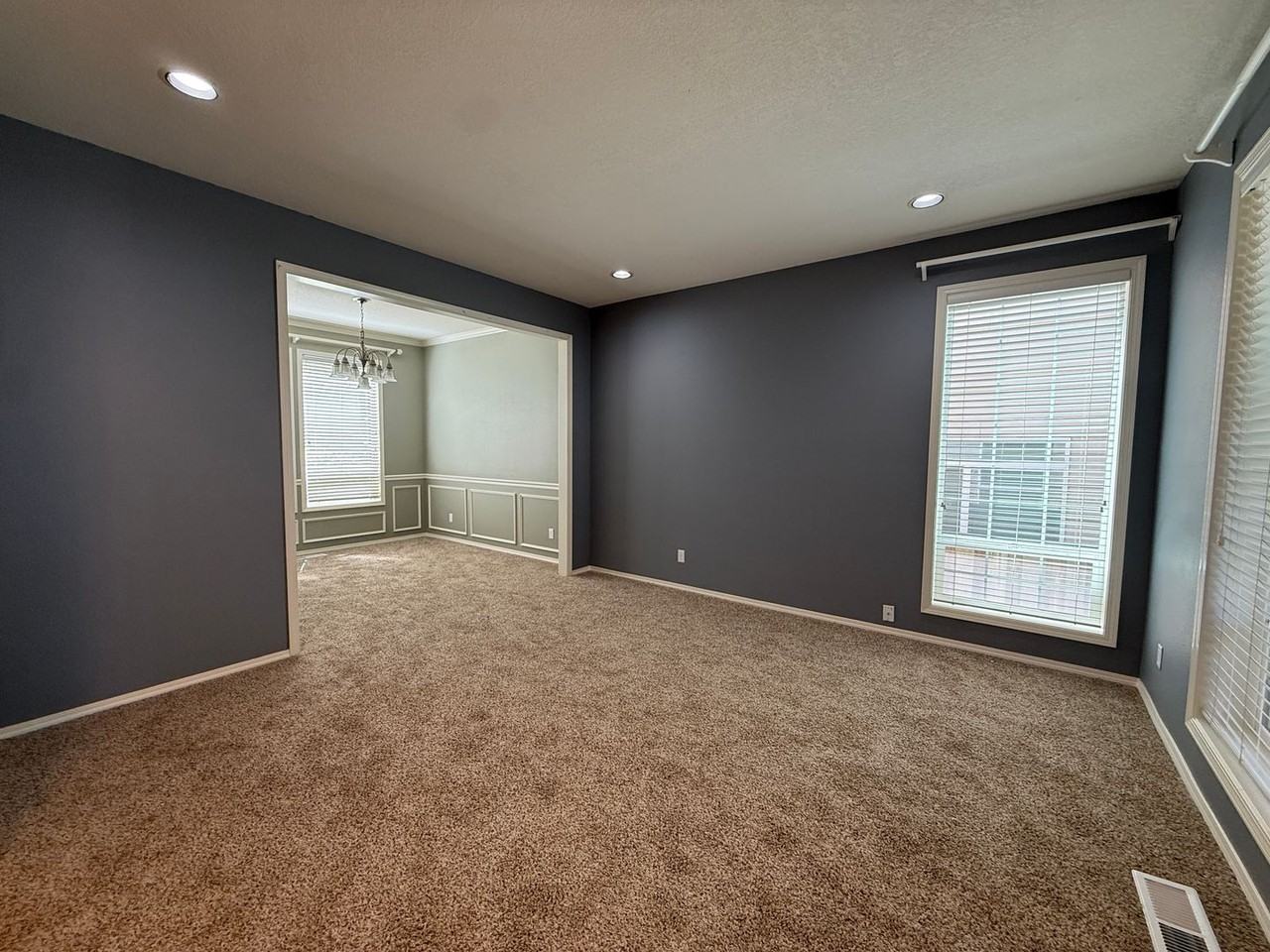 12540 Nw Brimpton Ct - Photo 3 of 25