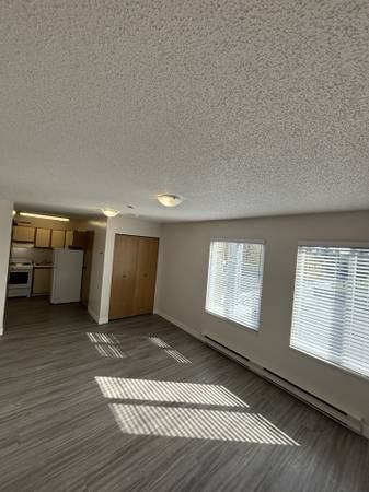 1504 56 Street #424 - Photo 5 of 10
