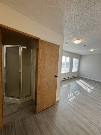 1504 56 Street #424 - Photo 6 of 10