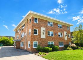 featured image of 10805 S Lloyd Dr