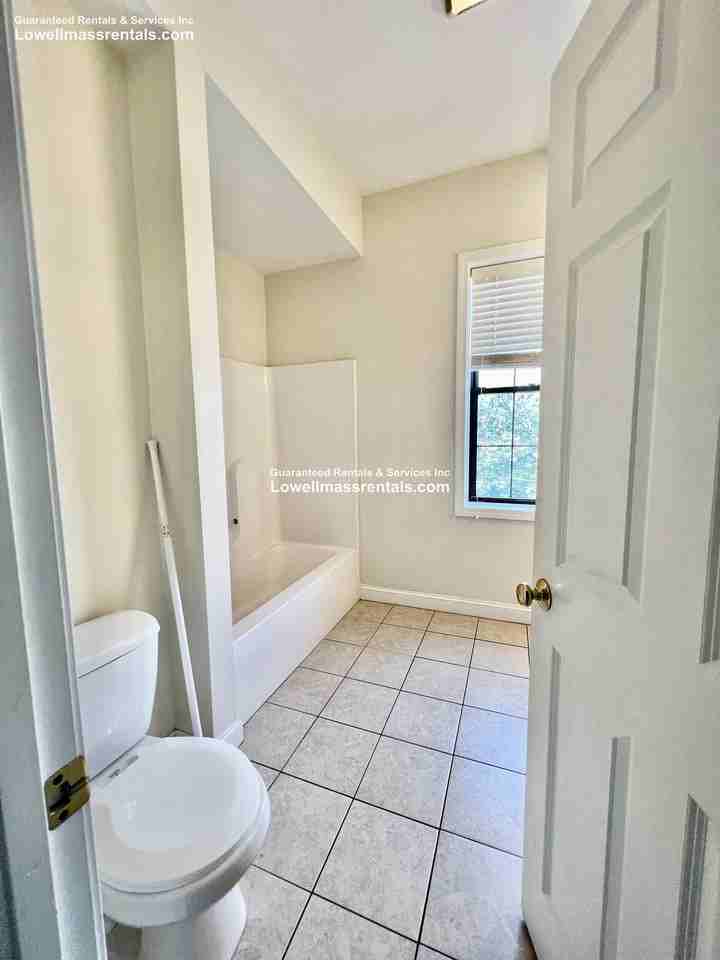89 Aiken St #2 - Photo 2 of 13