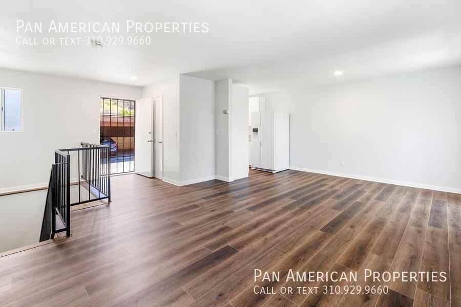La Vista Apartments - Photo 3 of 11
