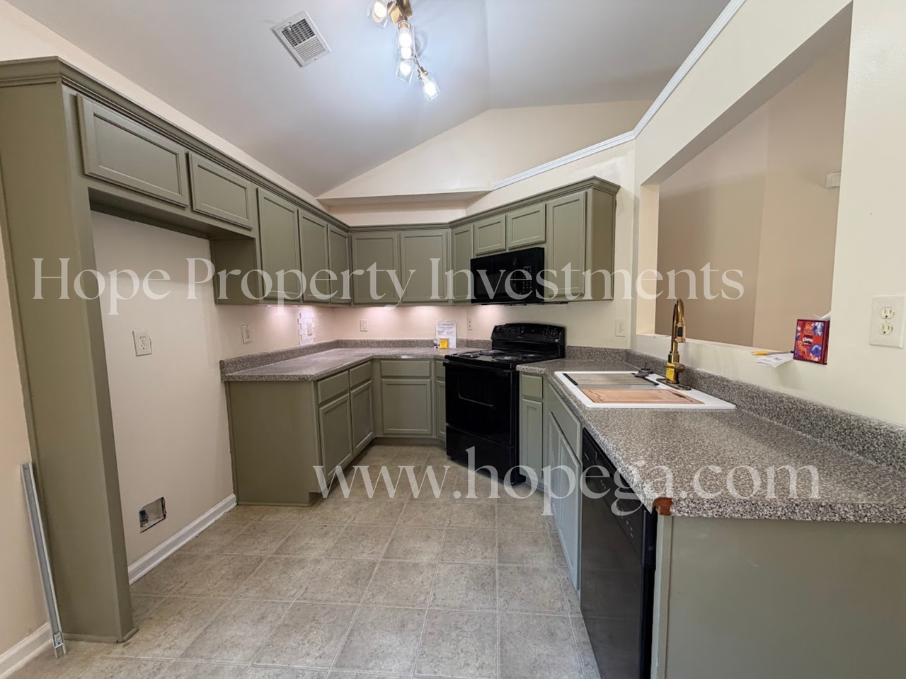 105 Margaret Way - Photo 5 of 19