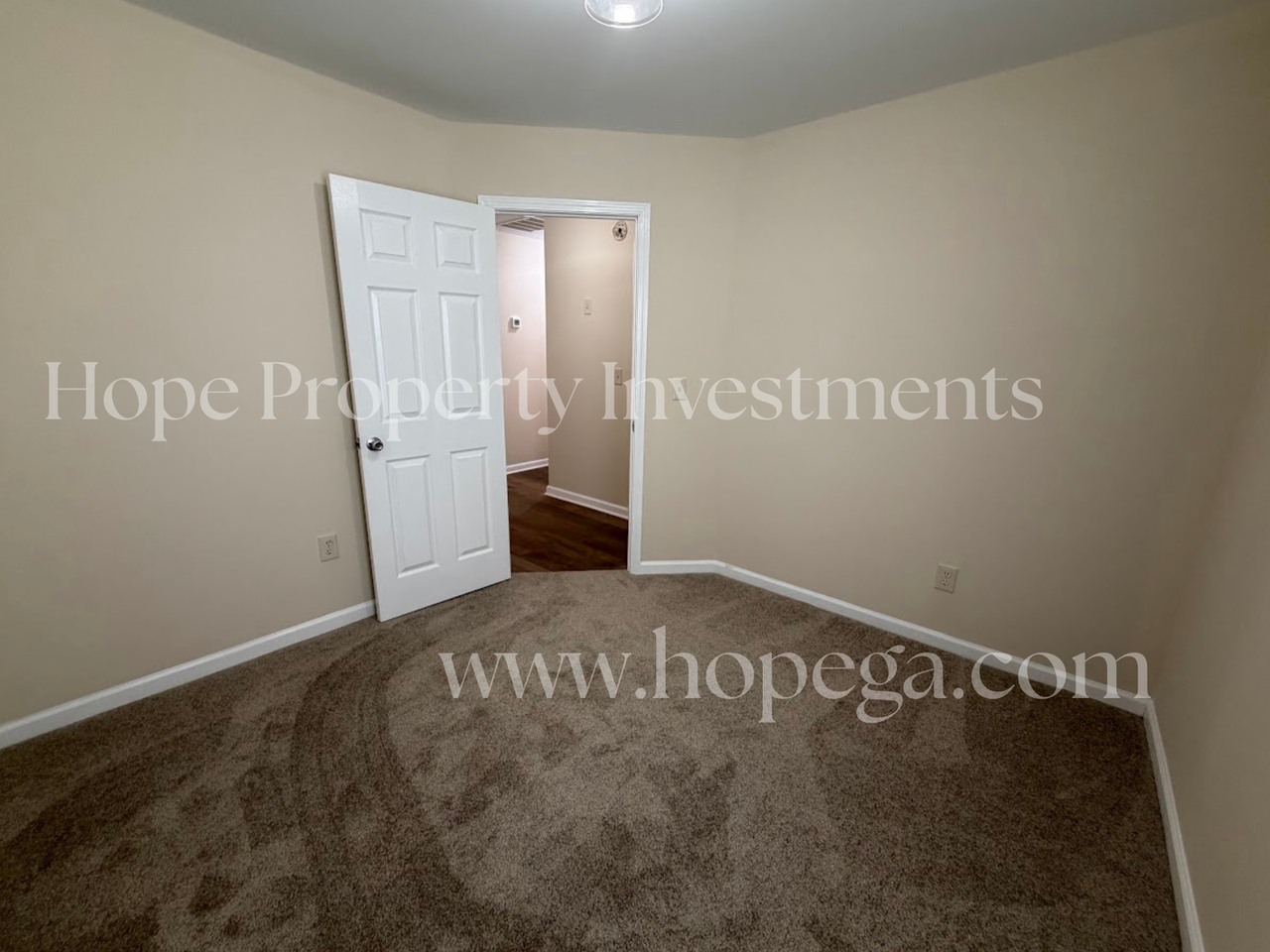 105 Margaret Way - Photo 7 of 19