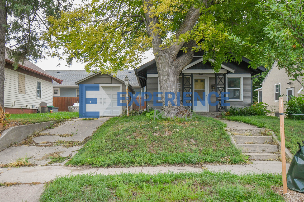 334 N Covell Ave