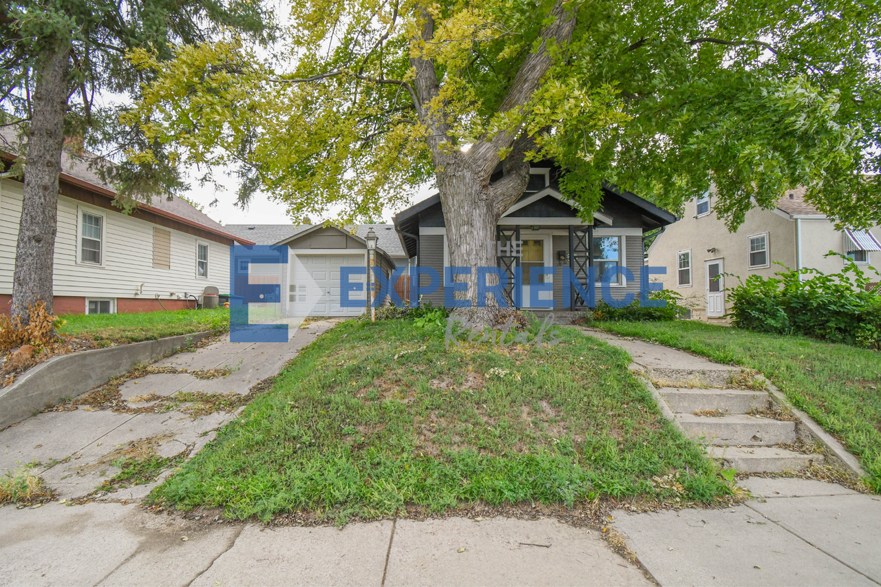 334 N Covell Ave - Photo 3 of 23