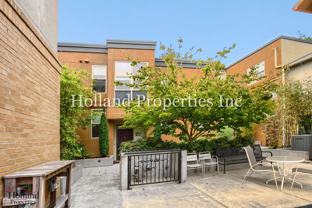 6267 Ne Carillion Dr #104 - Photo 1 of 1