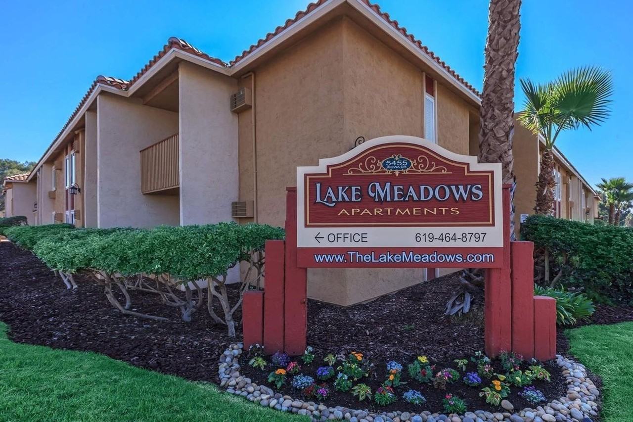 Lake Meadows Apartments! - Photo 2 of 50