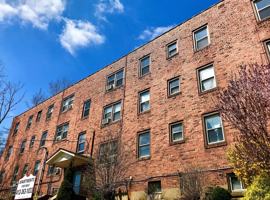 featured image of 305 N Negley Ave
