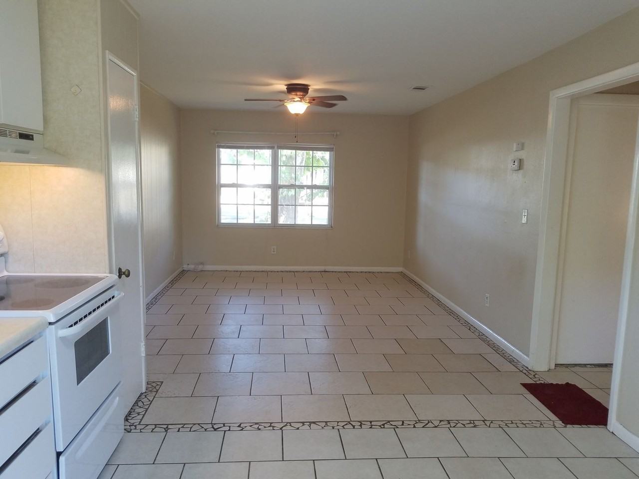 7220 Poinciana Dr #B - Photo 4 of 11