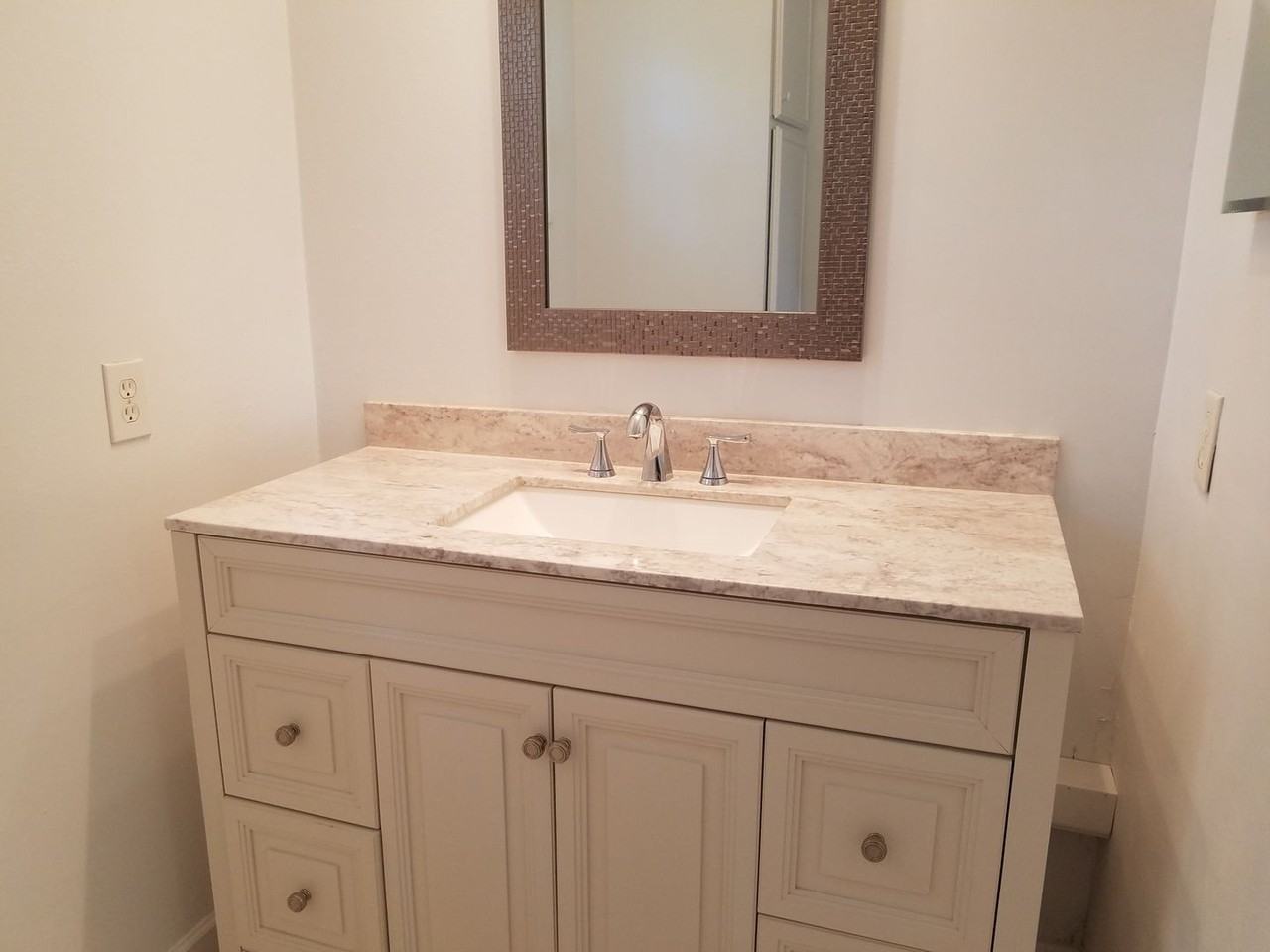 7220 Poinciana Dr #B - Photo 7 of 11