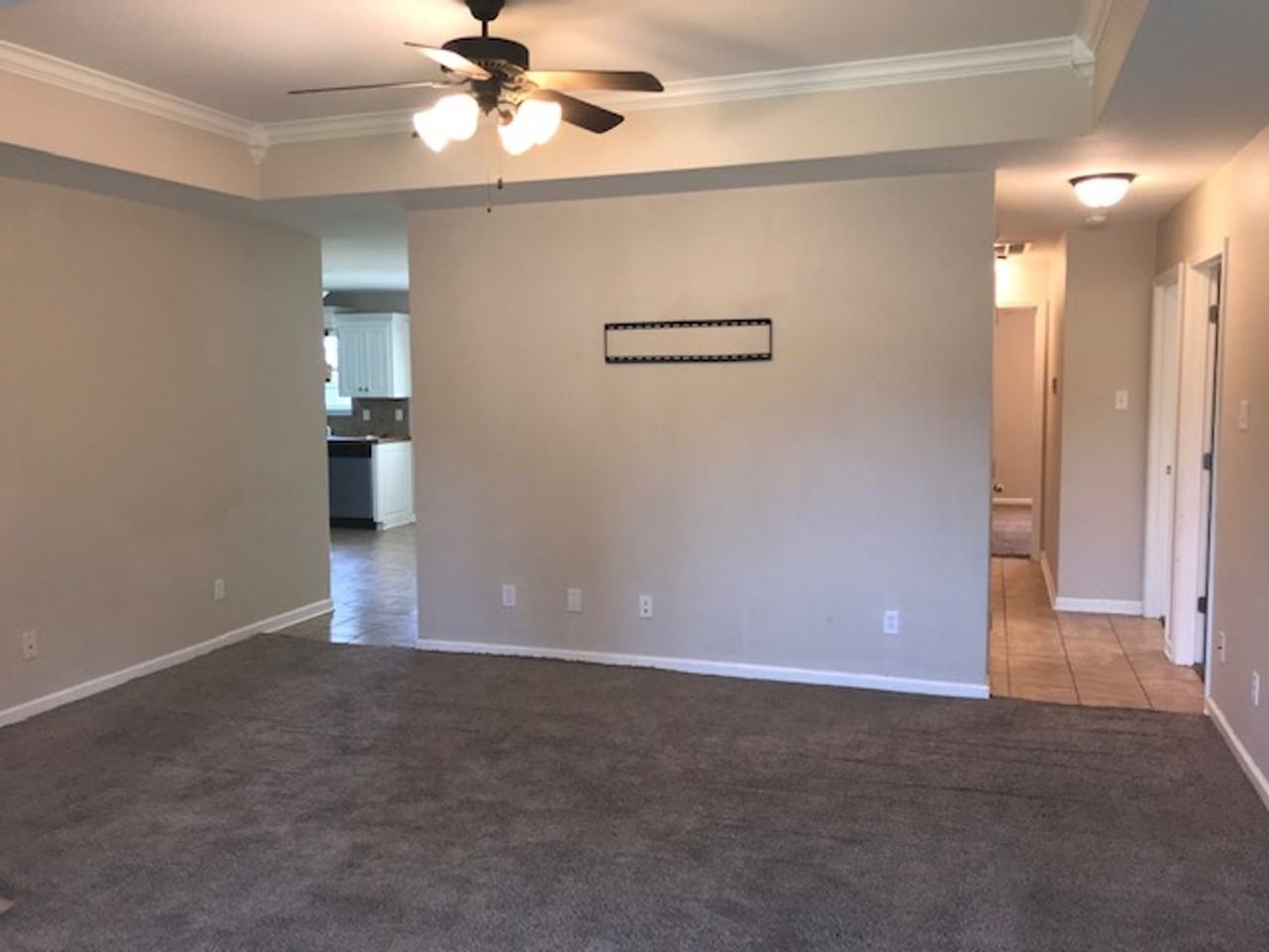 107 Franklin St - Photo 7 of 24