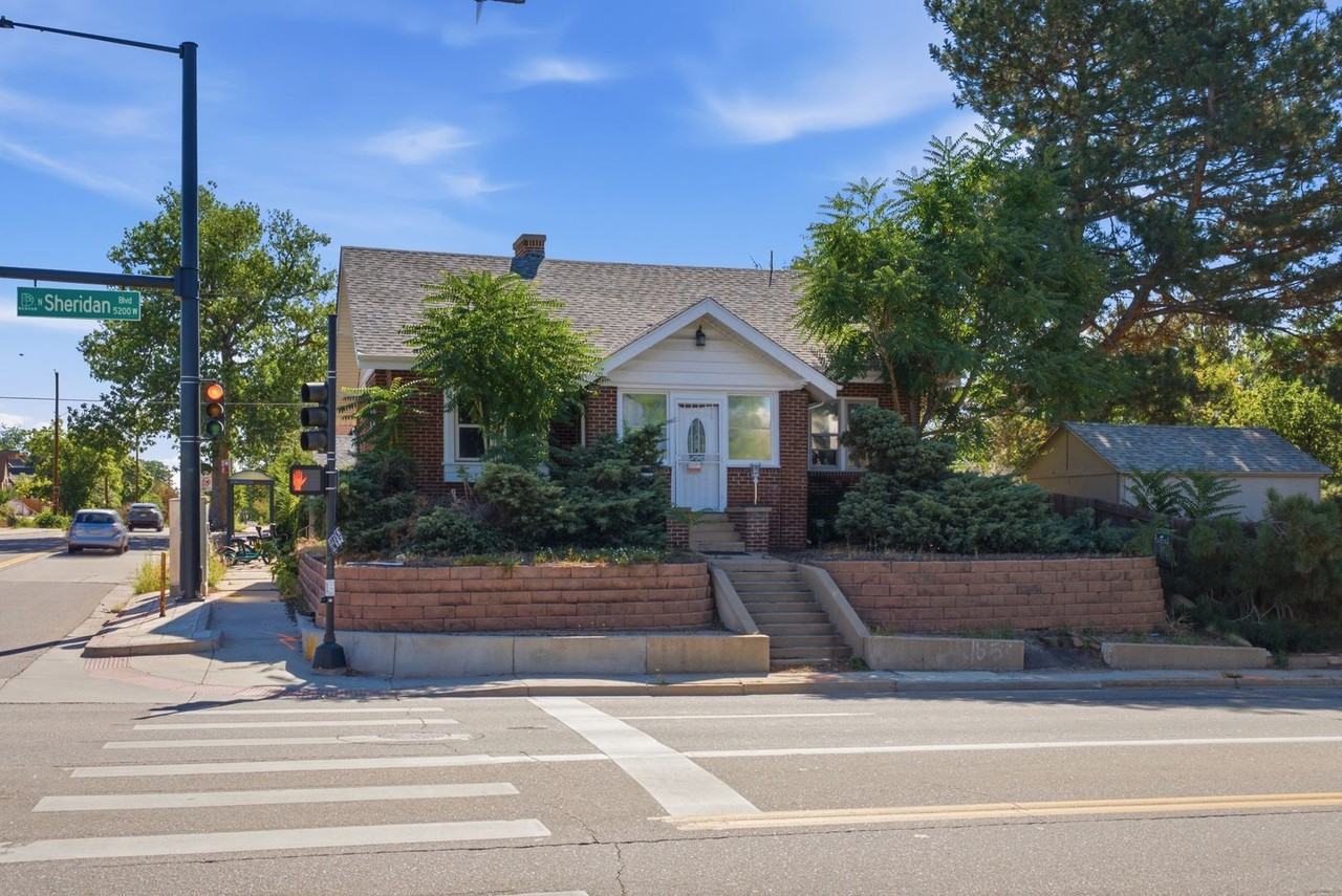 3140B Sheridan Blvd - Photo 2 of 27