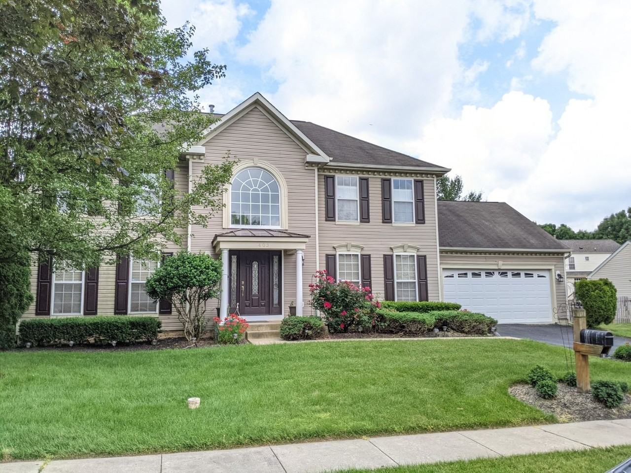 403 Mcclellan Dr - Photo 2 of 50