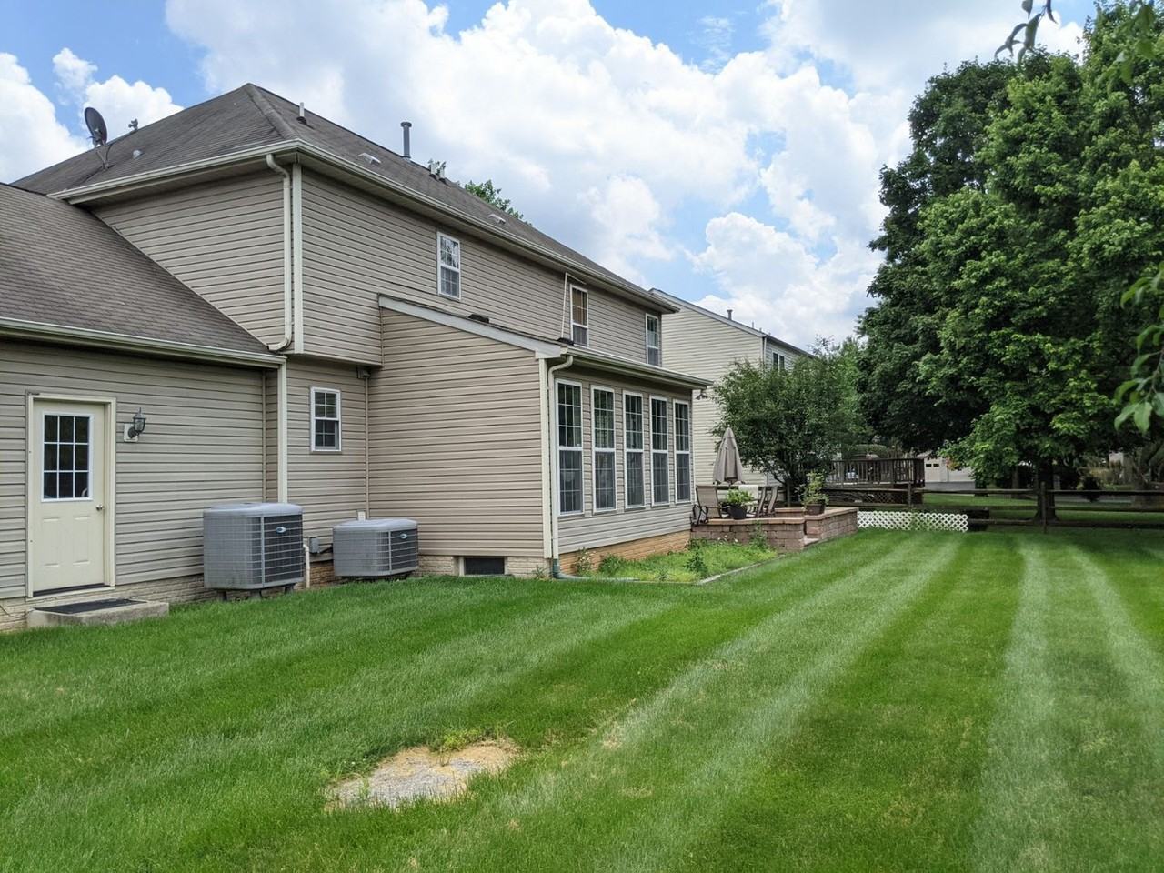 403 Mcclellan Dr - Photo 7 of 50