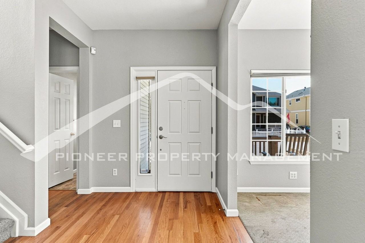 7978 E Vassar Dr - Photo 4 of 35
