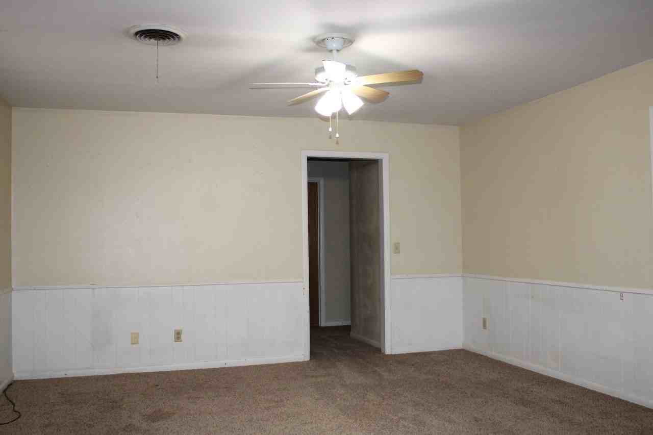 5111 Leland Dr - Photo 4 of 15