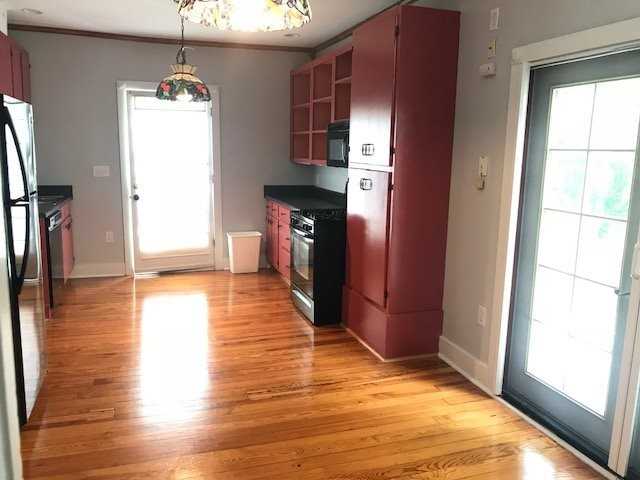 402 Madkins St - Photo 4 of 18