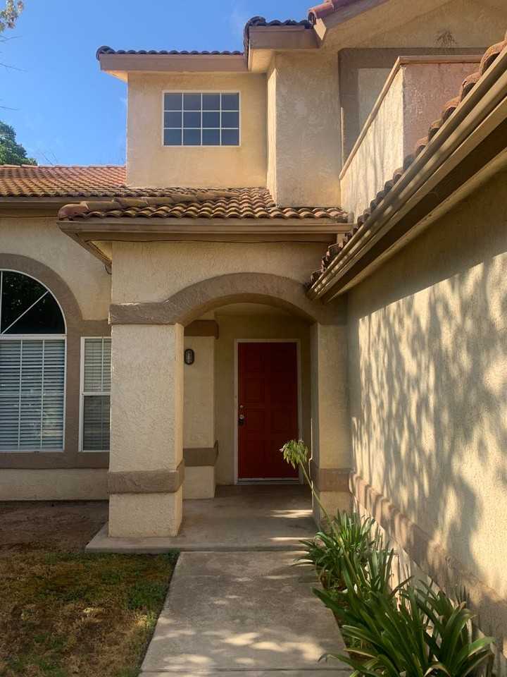 1703 E Eclipse Ave - Photo 2 of 27