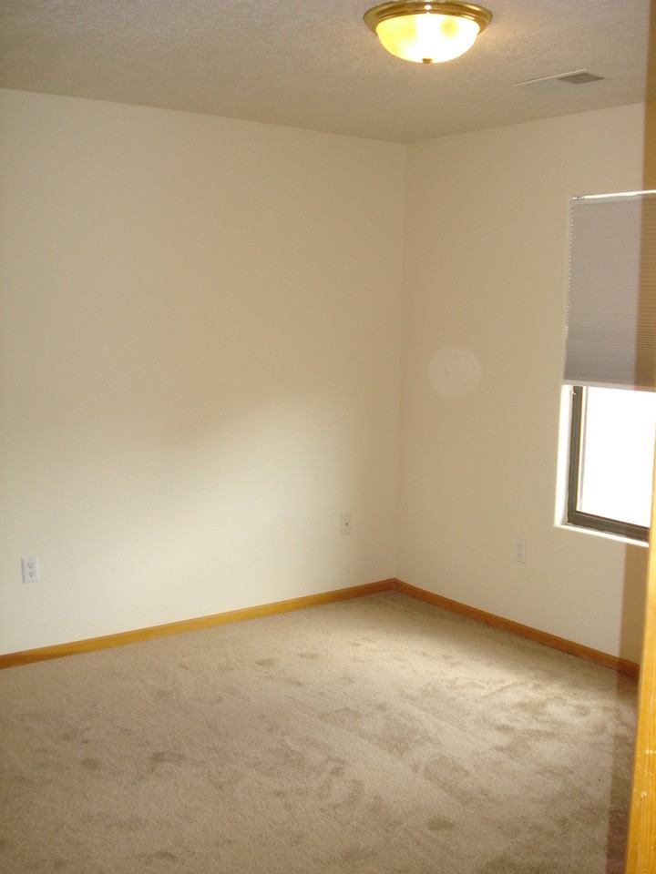 6124 Nassif Ct Nw - Photo 5 of 8
