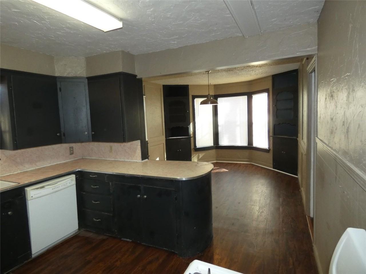 428 428 Sayles - 428 Sayles Blvd. - Photo 3 of 7