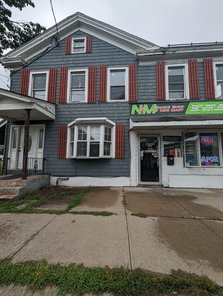 435 S James Street - Photo 7 of 15
