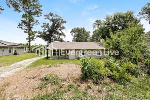 featured image of 889 Alfred St Ne