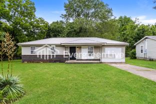 2405 Linda Ln - Photo 1 of 1