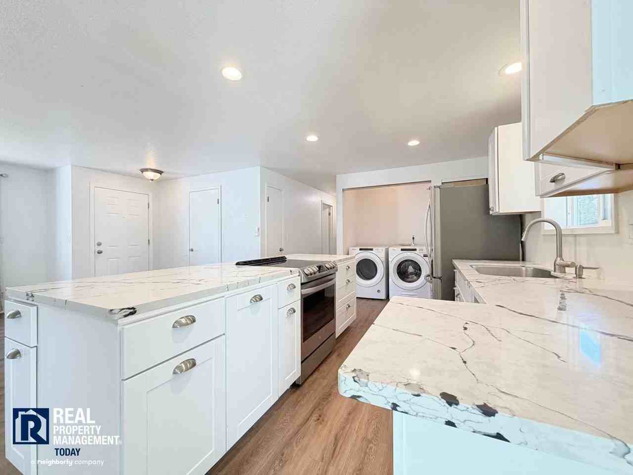 9518 Wheeler Ave - Photo 7 of 20