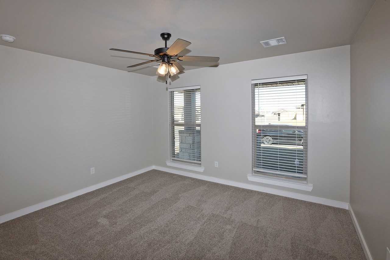 1841 Montaluse Rd - Photo 4 of 26