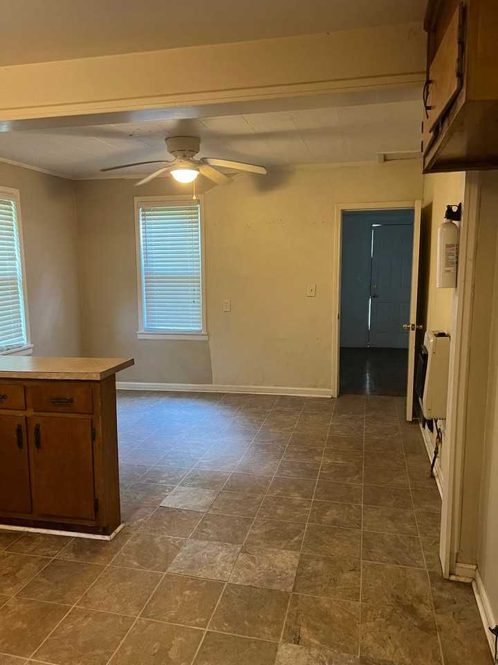 55 3rd St Ne - Photo 7 of 12