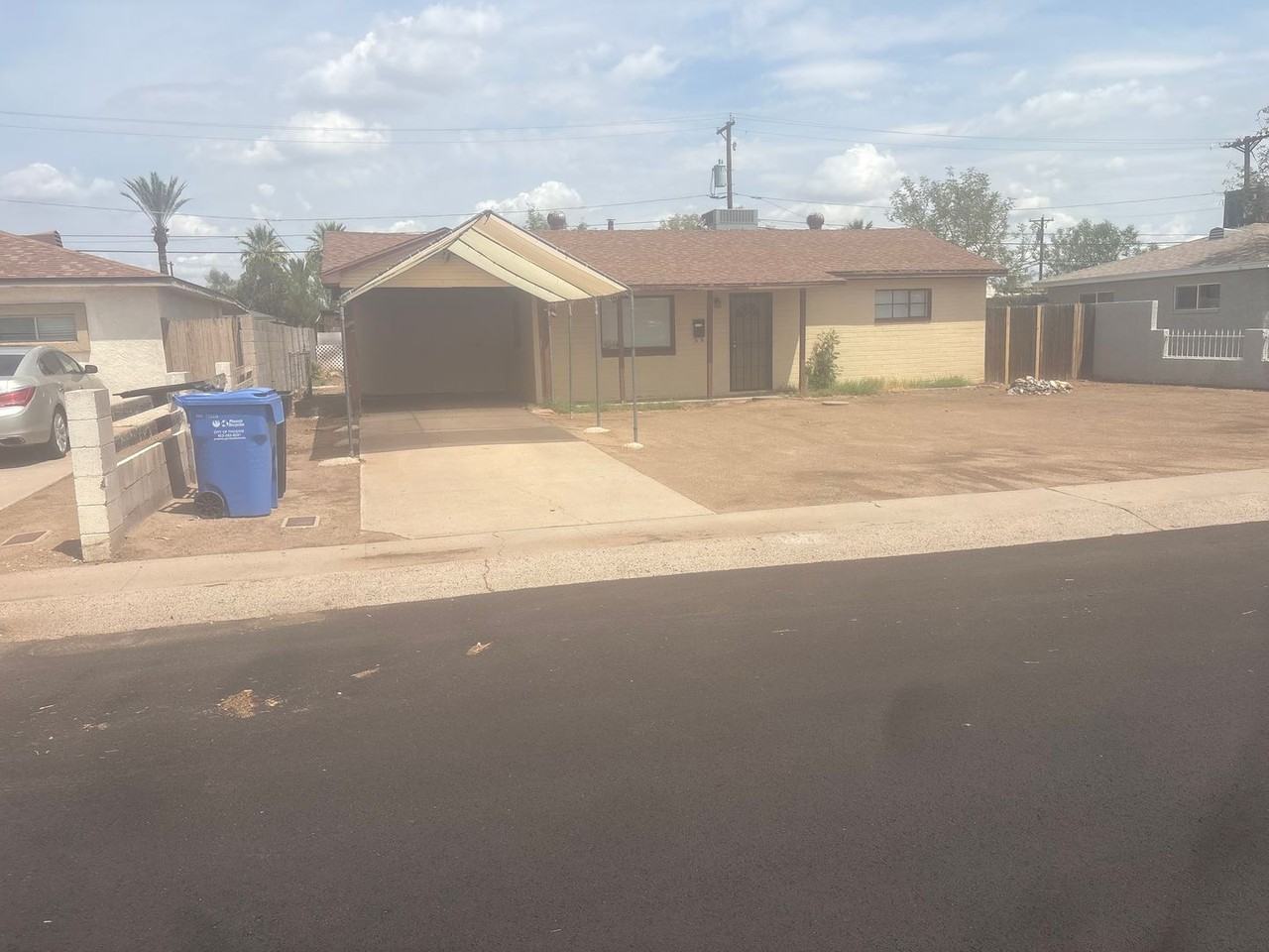 2746 W Glenrosa Ave - Photo 2 of 24