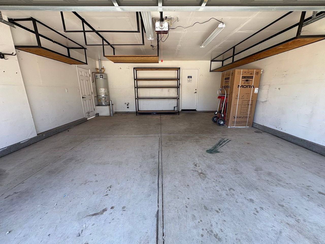 429 N Amador St - Photo 2 of 33