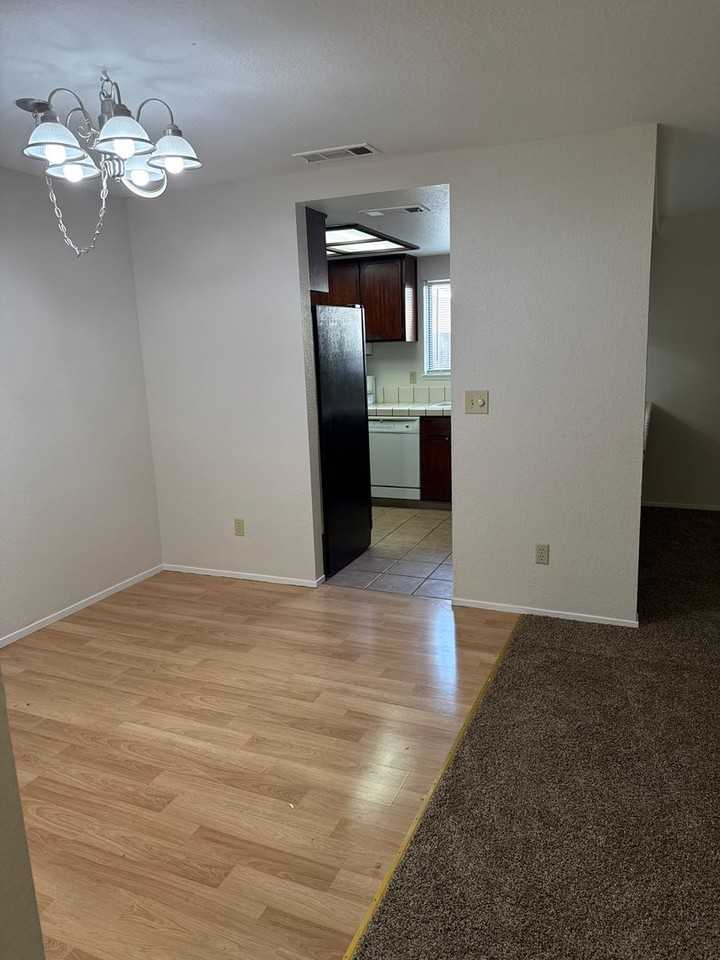 235 W Central Ave - Photo 7 of 9